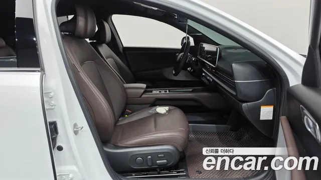 Hyundai Ioniq 6 — Фото автомобиля 16