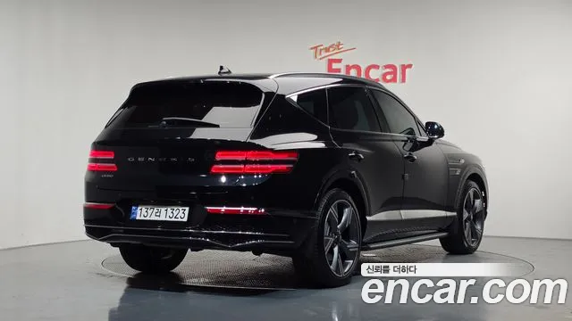 Genesis GV80 — Фото автомобиля 2