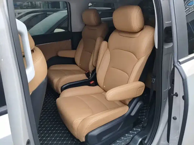 Wuling Starlight 730 — Фото автомобиля 16