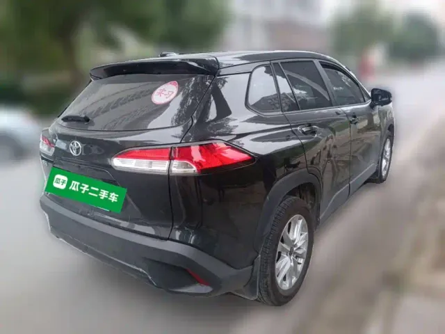 Toyota Corolla Cross — Фото автомобиля 4