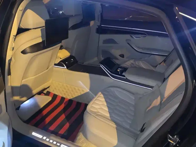 Audi A8 — Фото автомобиля 11