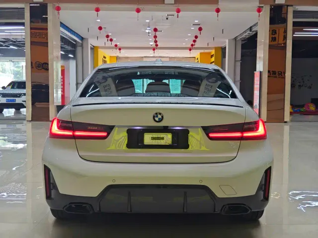 BMW 3 Series — Фото автомобиля 14
