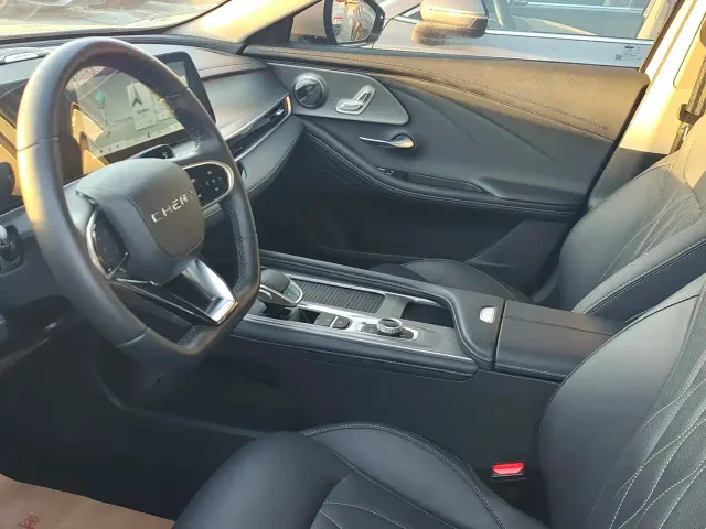 Chery Arrizo 8 — Фото автомобиля 4