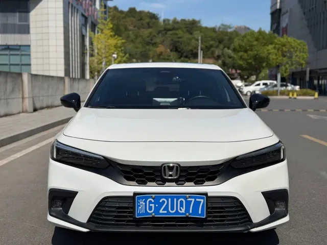 Honda Civic — Фото автомобиля 2