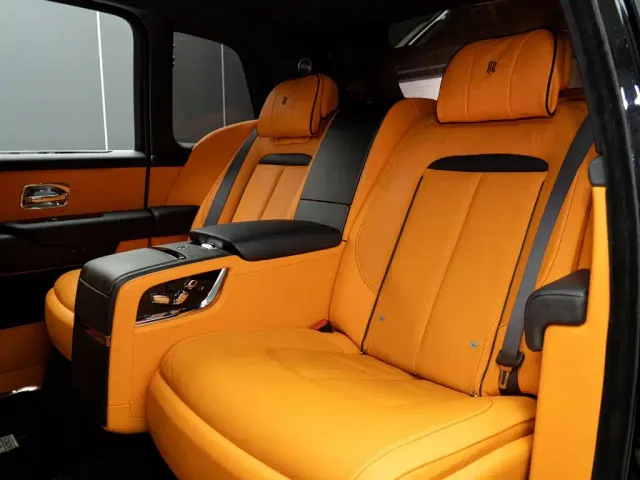 Rolls-Royce Cullinan — Фото автомобиля 15