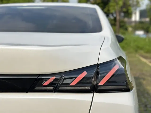 Peugeot 408 — Фото автомобиля 6
