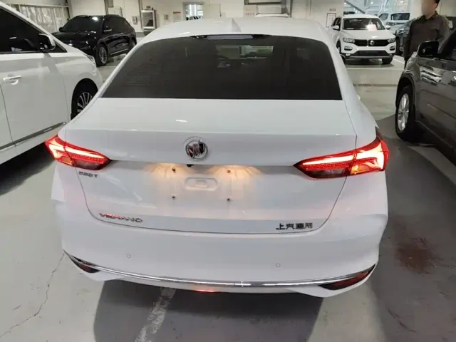 Buick Verano — Фото автомобиля 5