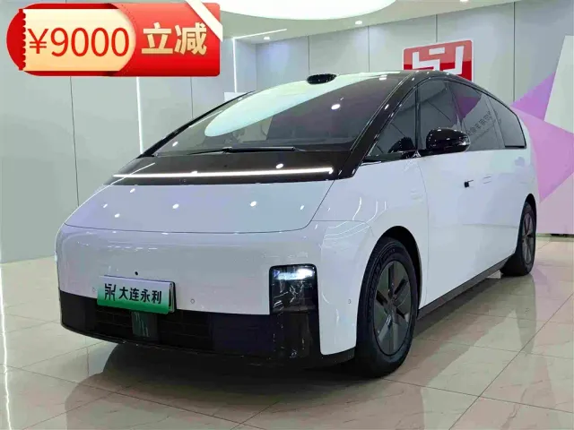 Фотография автомобиля — Li Auto MEGA