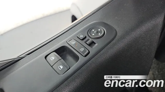 Hyundai Staria — Фото автомобиля 25