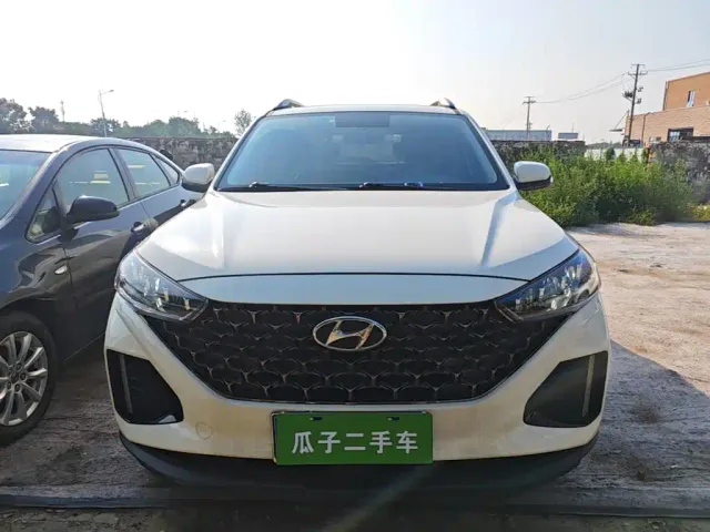 Hyundai ix35 — Фото автомобиля 2