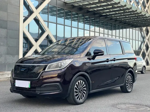 Фотография автомобиля — Changan Oushang Kosai EV