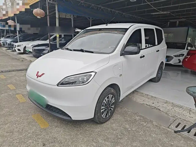 Фотография автомобиля — Wuling Hongguang