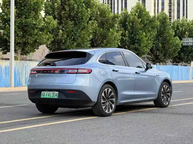 Aito M5 — Фото автомобиля 9