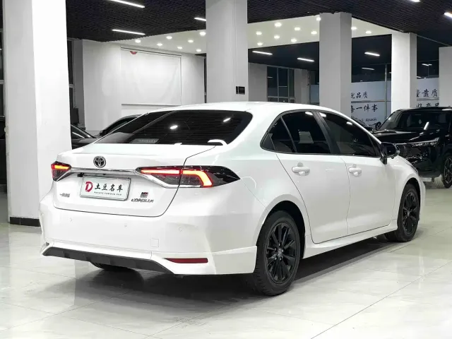 Toyota Corolla — Фото автомобиля 4