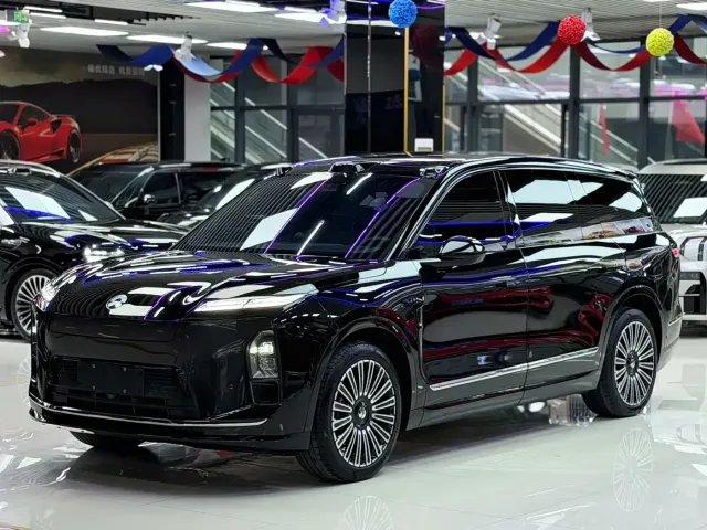 Фотография автомобиля — Nio ES8