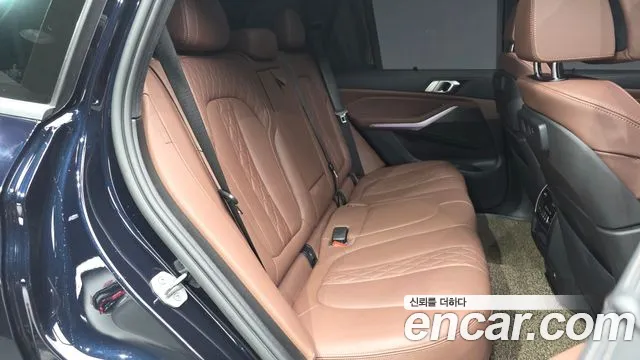 BMW X5 xDrive 40i M Sport — Фото автомобиля 12