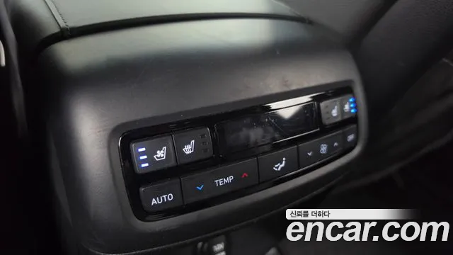 Hyundai Palisade Palisade Дизель 2.2 2WD — Фото автомобиля 19