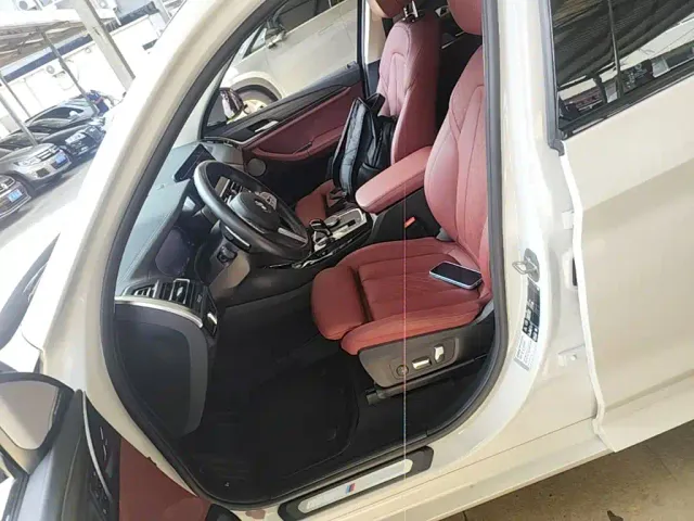 BMW X3 — Фото автомобиля 14