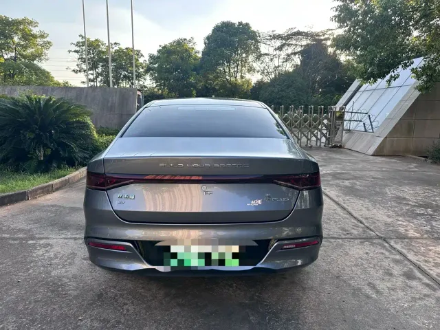 BYD Qin PLUS — Фото автомобиля 8