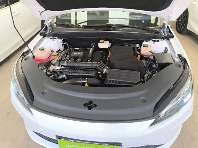 BYD Seal 05 DM-i — Фото автомобиля 19
