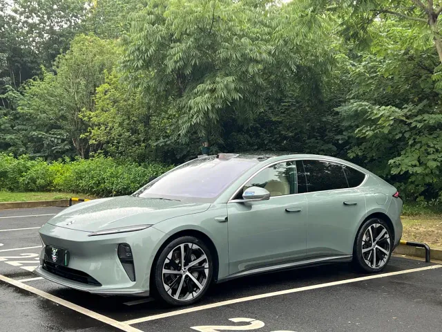 Фотография автомобиля — Nio ET5