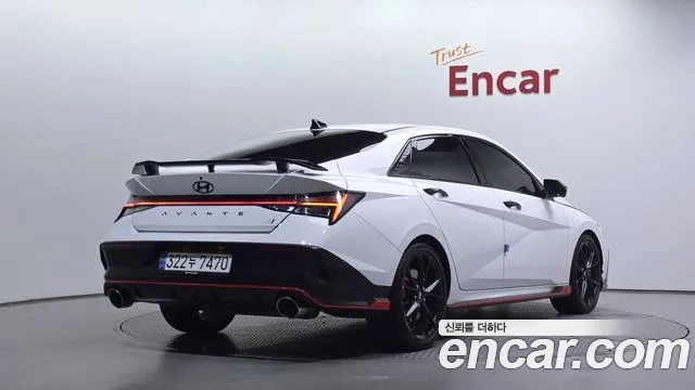 Hyundai AVANTE — Фото автомобиля 2