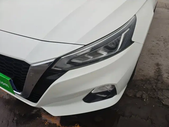 Nissan Teana — Фото автомобиля 23