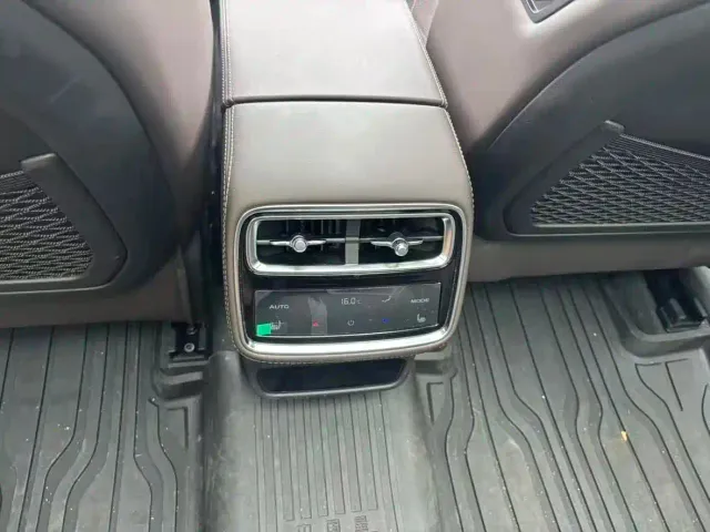 Geely Xingyue L — Фото автомобиля 10