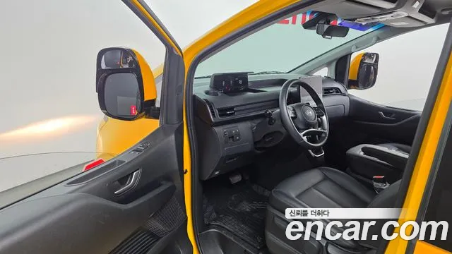 Hyundai Staria — Фото автомобиля 10