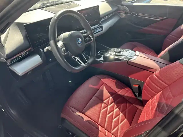 BMW i5 — Фото автомобиля 8