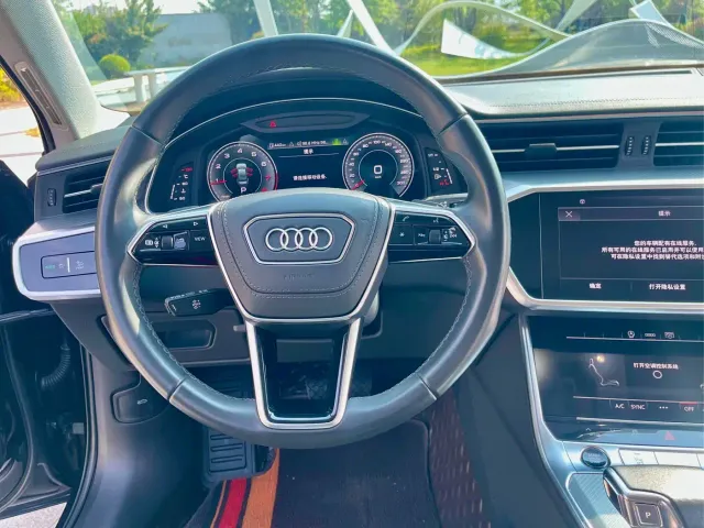 Audi A6L — Фото автомобиля 14