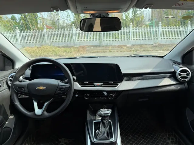 Chevrolet Monza — Фото автомобиля 14