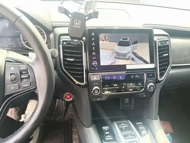 Honda UR-V — Фото автомобиля 12