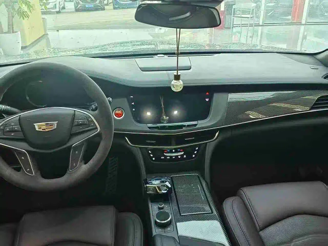 Cadillac CT6 — Фото автомобиля 9