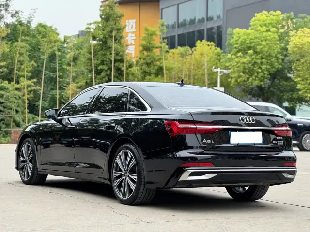 Audi A6L — Фото автомобиля 6