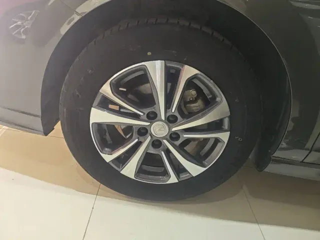 Changan Eado — Фото автомобиля 22