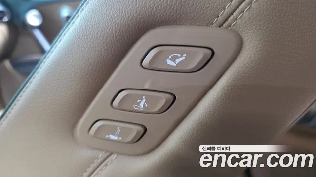 Genesis GV60 — Фото автомобиля 18