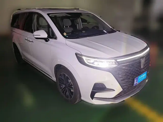 Roewe iMAX8 — Фото автомобиля 3