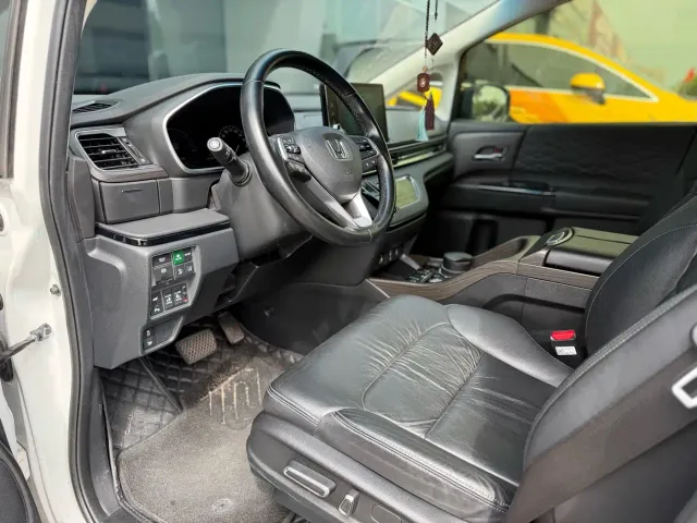 Honda Elysion — Фото автомобиля 7