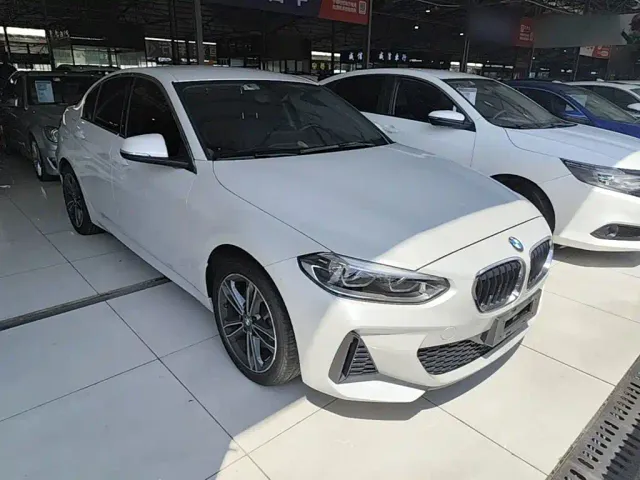 BMW 1 Series — Фото автомобиля 3