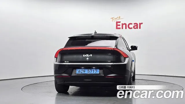 Kia EV6 — Фото автомобиля 4