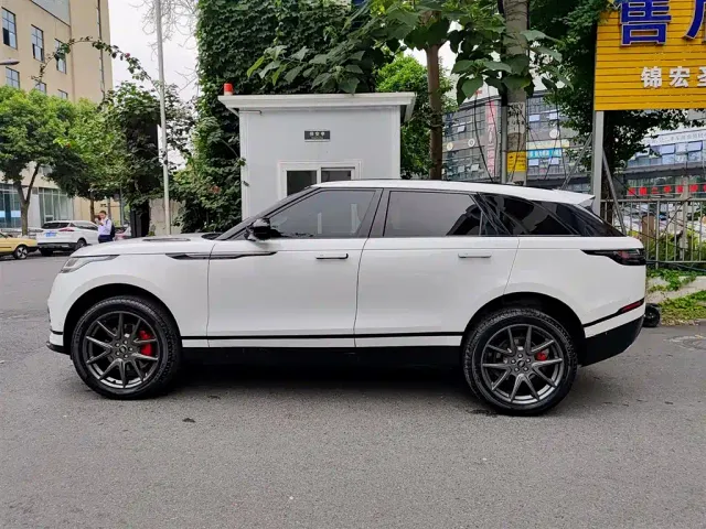 Land Rover Range Rover Velar — Фото автомобиля 3
