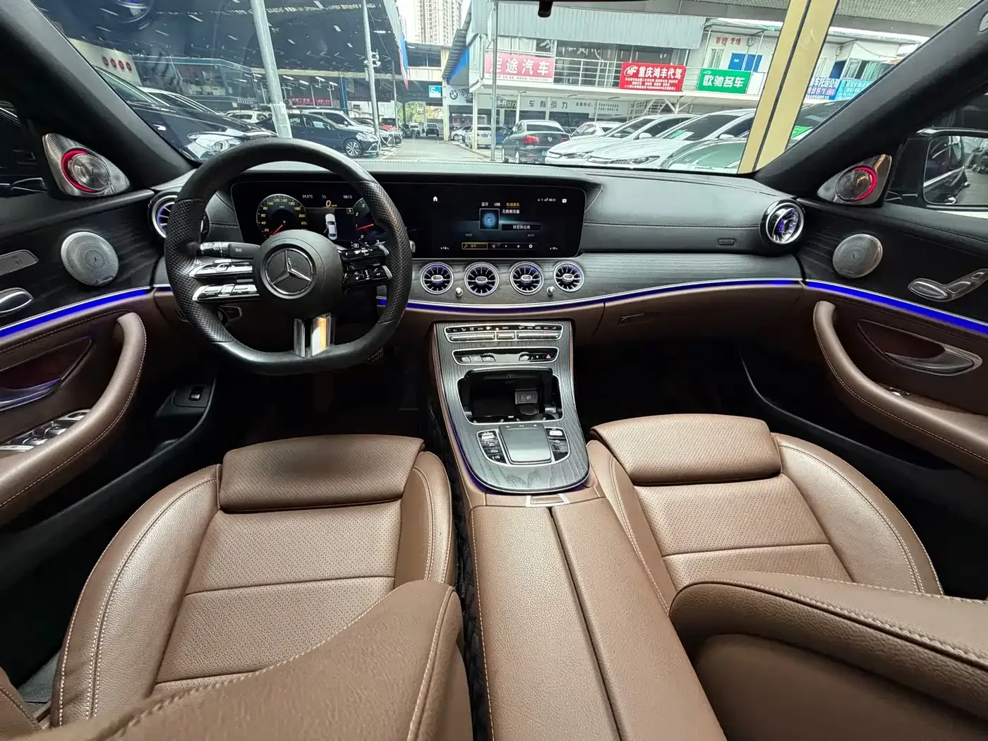 Mercedes-Benz Mercedes-Benz E-Class 2022 Facelift E 260 L Sport — Фото автомобиля 24