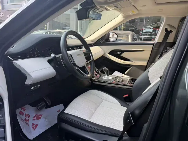 Land Rover Range Rover Evoque — Фото автомобиля 4