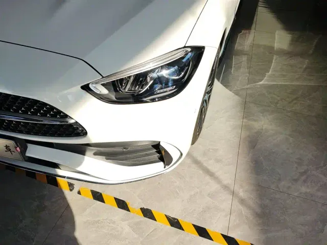Mercedes-Benz C-Class — Фото автомобиля 23