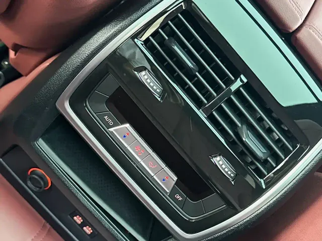 BMW X5 — Фото автомобиля 12