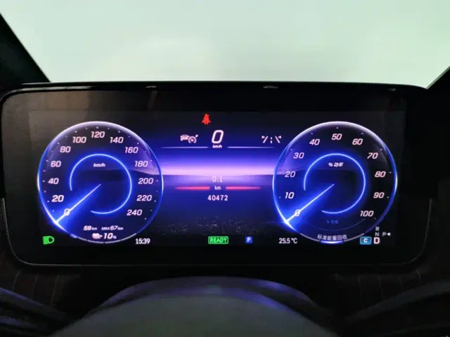 Mercedes-Benz EQE SUV — Фото автомобиля 2