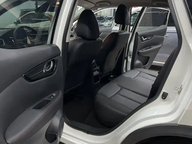Nissan Qashqai — Фото автомобиля 16