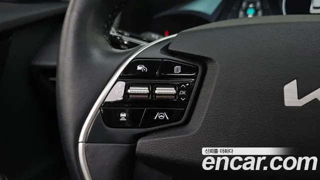 Kia EV6 — Фото автомобиля 13