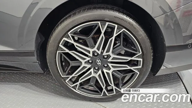 Hyundai Grandeur Grandeur (GN7) — Фото автомобиля 18